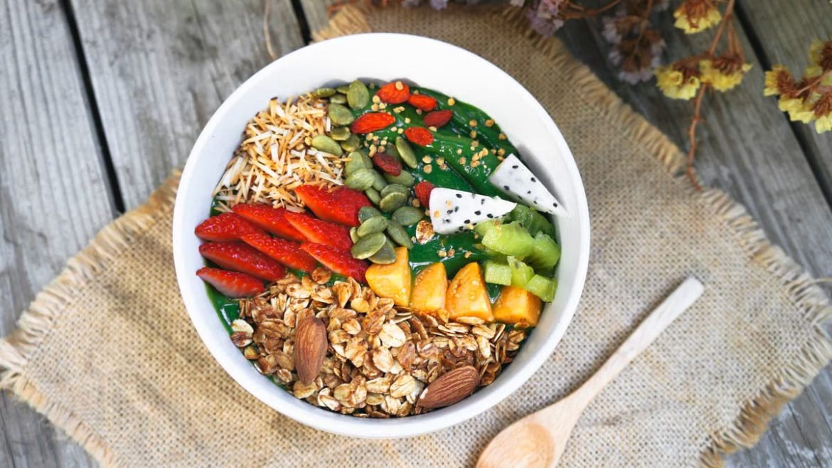 Les super-aliments à privilégier en 2026 : guide complet